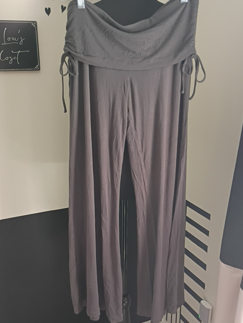 Express Wide-Leg Fold-Over Waist Dark Gray Yoga Pants